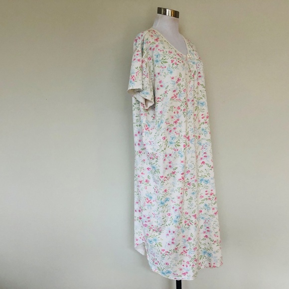 Nightgown Yellow Floral Large Short Sleeves Pullover SECRET TREASURES - Picture 4 of 7